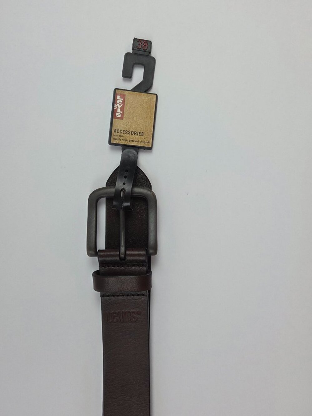Levi’s Men’s Brown Genuine Leather Belt, Size 38, Embossed Levi logo, NWT